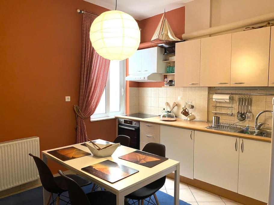 Central Spacious Apartment 70Sqm トリポリス エクステリア 写真